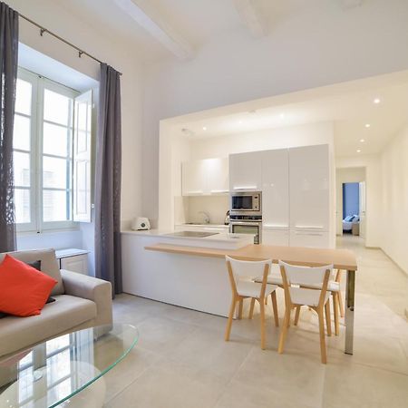 Ca1- City Central Apartment 1 발레타 외부 사진